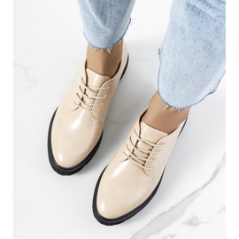 Bež ženske cipele Mungo 1