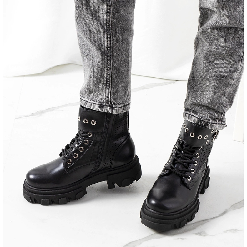 Crne gležnjače s trapper potplatom iz Rubea crna 1