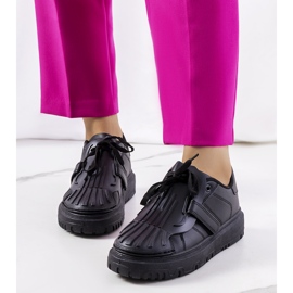 Crne tenisice na čičak marke Pates crno 1