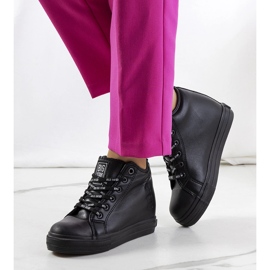 Crne tenisice na klinu Big Star EE274127 crna 1