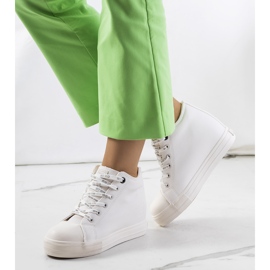 Bijele tenisice na klinu Big Star EE274128 bijela 1