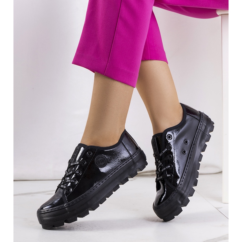 Crne lakirane tenisice Big Star KK274044 crno 1