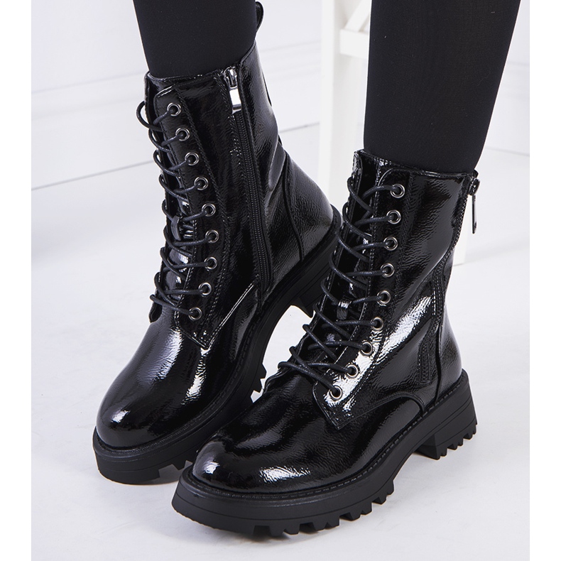 Crne natikače od eko kože Worcester crna 1