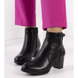 Crne čizme na niskom stupu iz Bogote crna 1