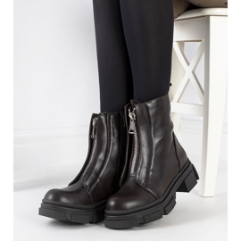 Smeđe čizme s ukrasnim Neal patentnim zatvaračem smeđa 2