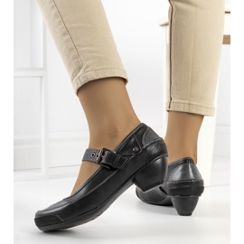 Crne salonke koje se kopčaju remenom Via crna 1