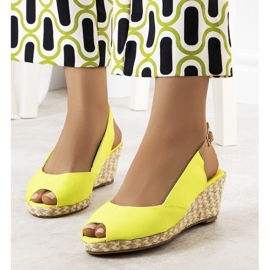 Zelene Gonca sandale na klin zelena 1