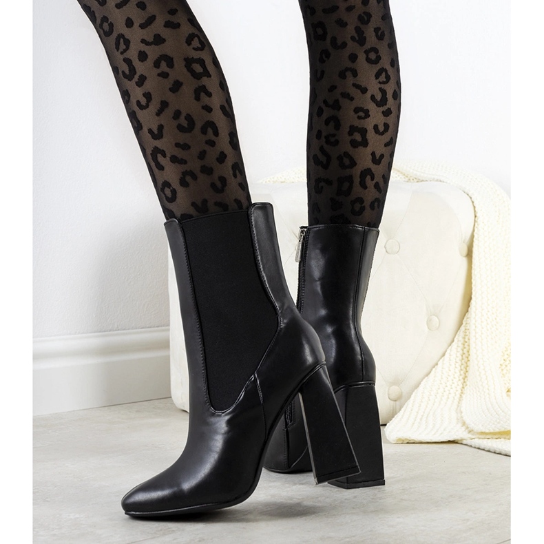 Crne čizme od postolja Viridia crno 1