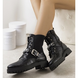 BM Crni lovci od Magana crna 2