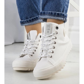 Bijele izolirane tenisice Big Star GG274108 bijela 1