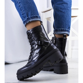 Black trappers by Norra crno 1