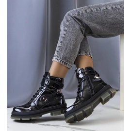 Crne lakirane čizme iz Salenta crna 1