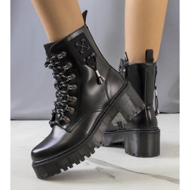 Crne čizme s ukrasnim Laverda vezom crno 1