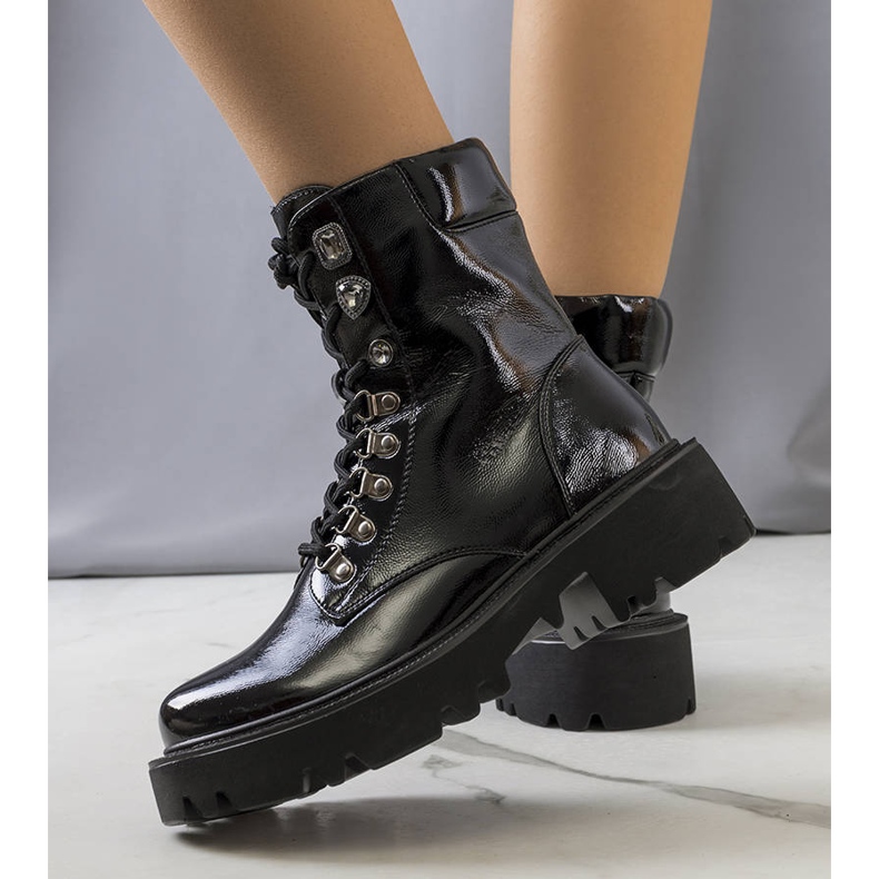 PA1 Crne čizme na traktorskom potplatu Iglesi crna 1