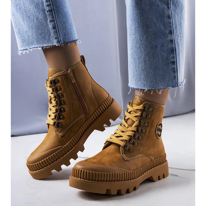 Camel izolirane čizme LCJ-22-44-1339L Lee Cooper bež 1