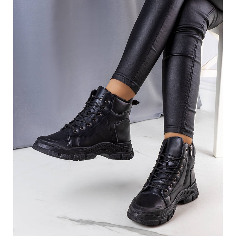 PA1 Crne izolirane čizme od Dinto crna 1