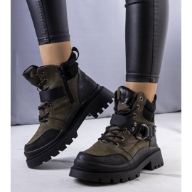 PA1 Zelene izolirane čizme iz Zakire crna zelena 1