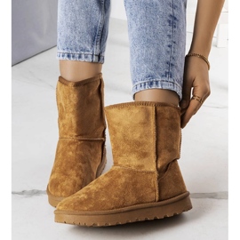 Hank smeđe izolirane čizme za snijeg smeđa 1