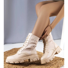 Bež planinarske cipele iz Korija 1