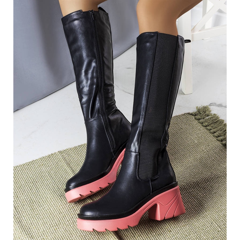 BM Crne čizme s ružičastim potplatom iz Charle crno 1
