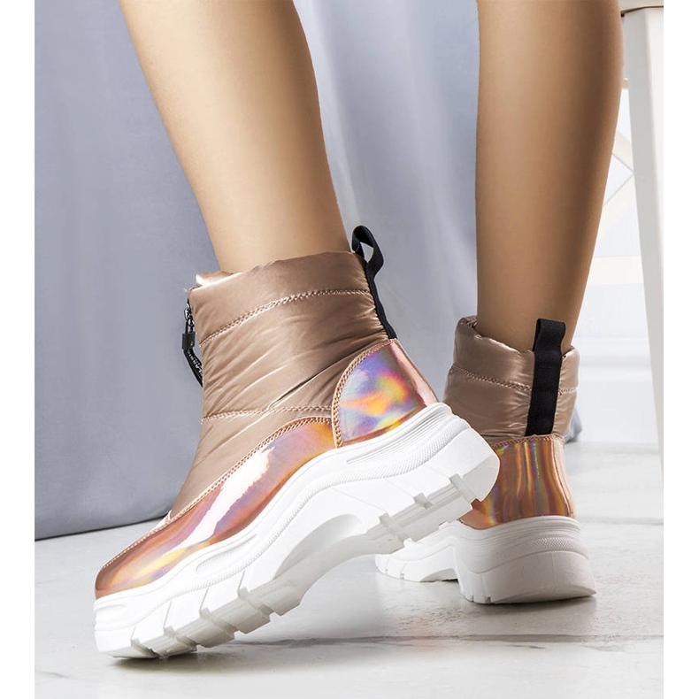 Leonel zlatno lakirane čizme za snijeg zlatni 1