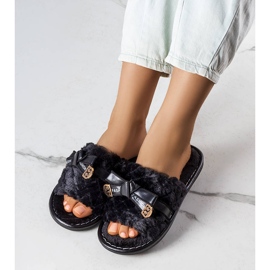 Crne papuče s mašnom iz Petra crno 1