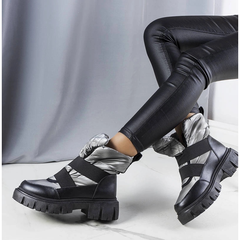 Sive izolirane čizme za snijeg iz Francisca crno 1