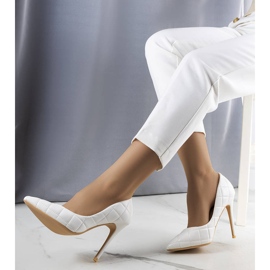 Bijele prešiljene visoke potpetice bijela 1