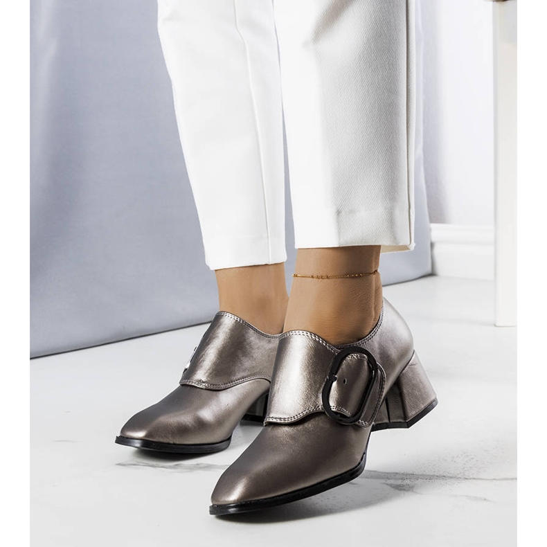 PA1 Sive cipele iz Ailanija srebro siva 1