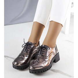 Metalik crne cipele iz Myre crno 1