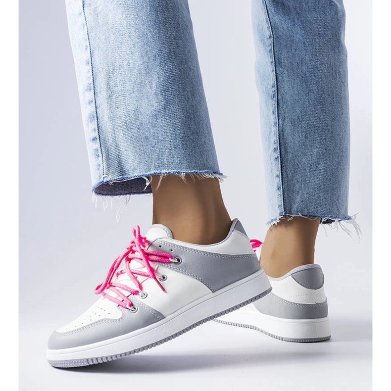 Shari bijele retro tenisice bijela 1