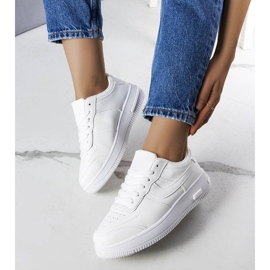 BM Bijele tenisice na debelom potplatu od Kim bijela 1