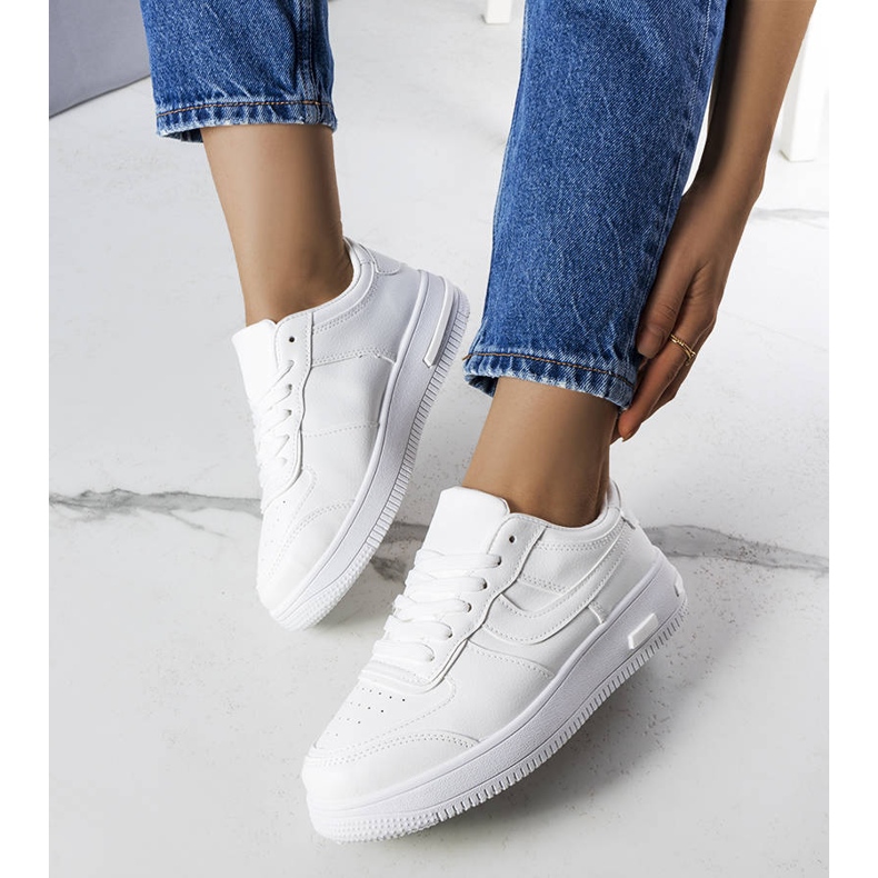 BM Bijele tenisice na debelom potplatu od Kim bijela 1