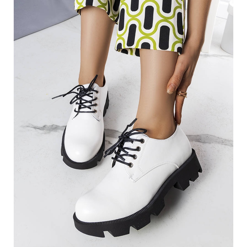 Josephine bijele cipele s masivnim potplatom bijela 1