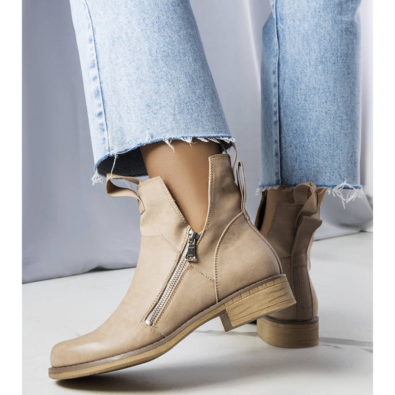 Bež čizme s izrezima Pat 1