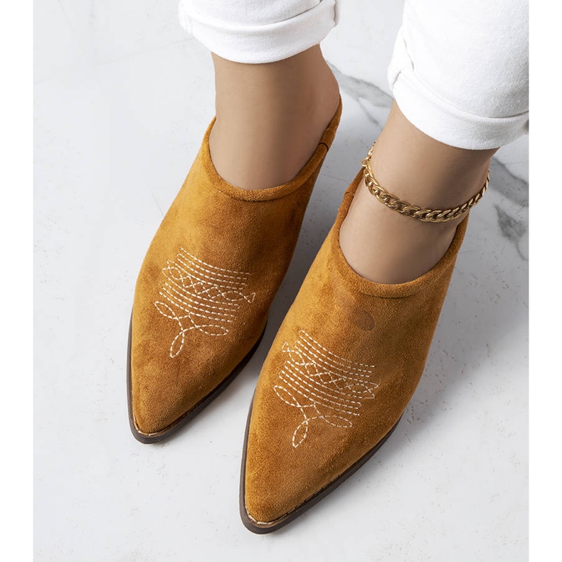 PA1 Smeđi tobogani s prednjom stranom od Linde smeđa 1