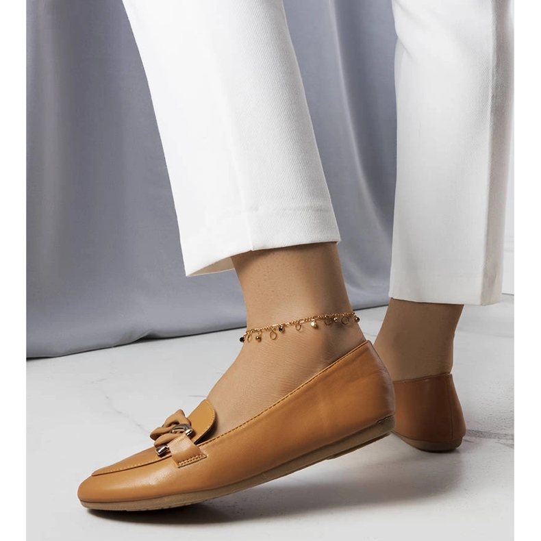 Mamie smeđe mokasinke s lancem smeđa 1