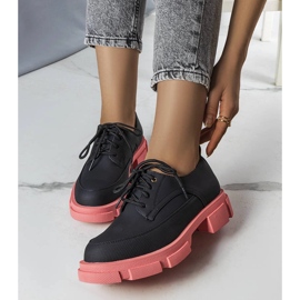 Crne cipele s masivnim potplatom iz Kaya crno 1