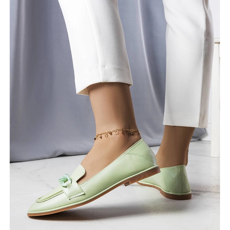 Bobbie zelene mokasine ukrašene lancima zelena 1