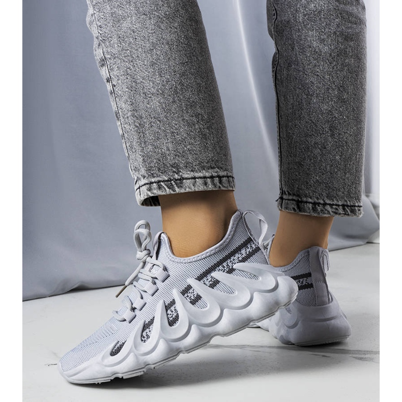 Sive tenisice s modernim Beth potplatom siva 1