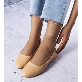 Bež balerinke s kožnim uloškom iz Truchona 1