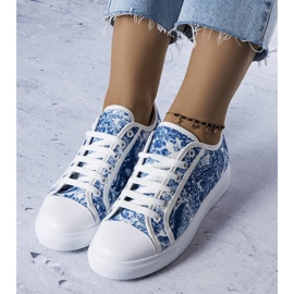 Bijelo-plave tekstilne tenisice iz Aucoina bijela 1