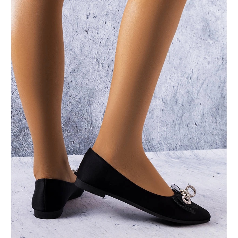 Crne balerinke s mašnom i kamenčićima iz LaGardea crna 1