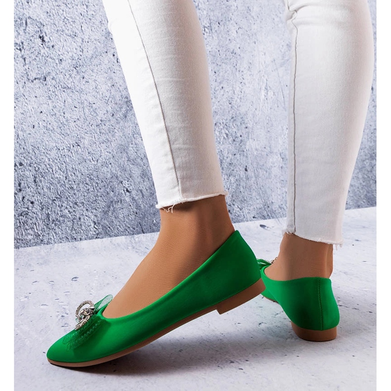 Zelene balerinke s mašnom i kamenčićima iz LaGardea zelena 1