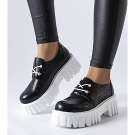 Crne ažurne masivne cipele iz Camusa crno 1