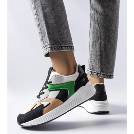 Crne tenisice izrađene od miješanih materijala iz Riela bijela 1