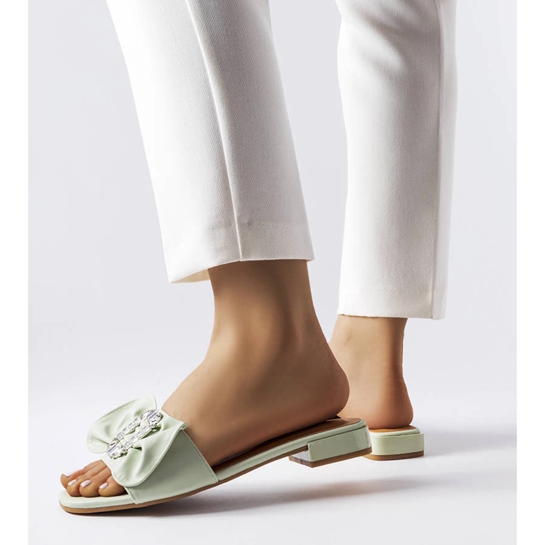 Zelene elegantne papuče sa kamenčićima iz Fifi zelena 1