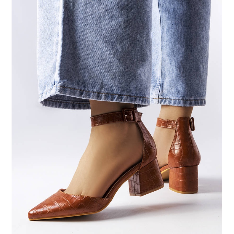 Smeđe salonke s blok petom iz Lalibertéa smeđa 2