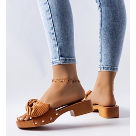 Rochefort smeđe natikače na nisku petu smeđa 2