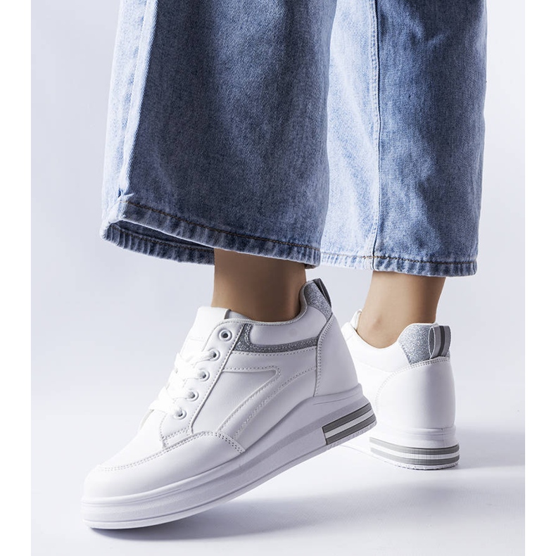 Bijele tenisice sa svjetlucavim umetcima marke Bonevil bijela 1